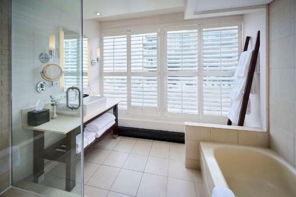 Radisson Blu Toronto Downtown image 14