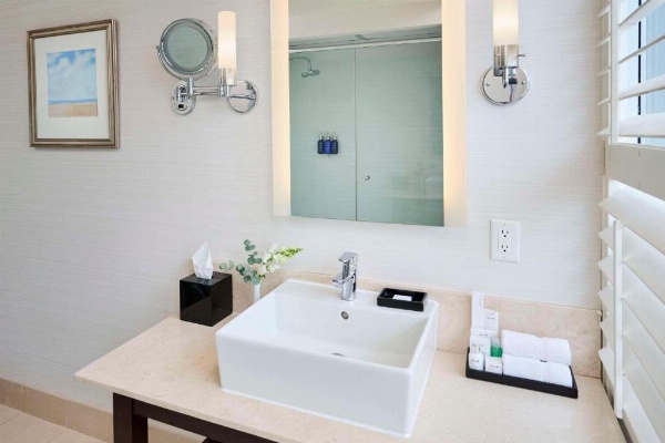 Radisson Blu Toronto Downtown image 24